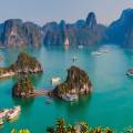 Vịnh Hạ Long Có Bao Nhiêu Hòn Đảo? Cập Nhật 2025