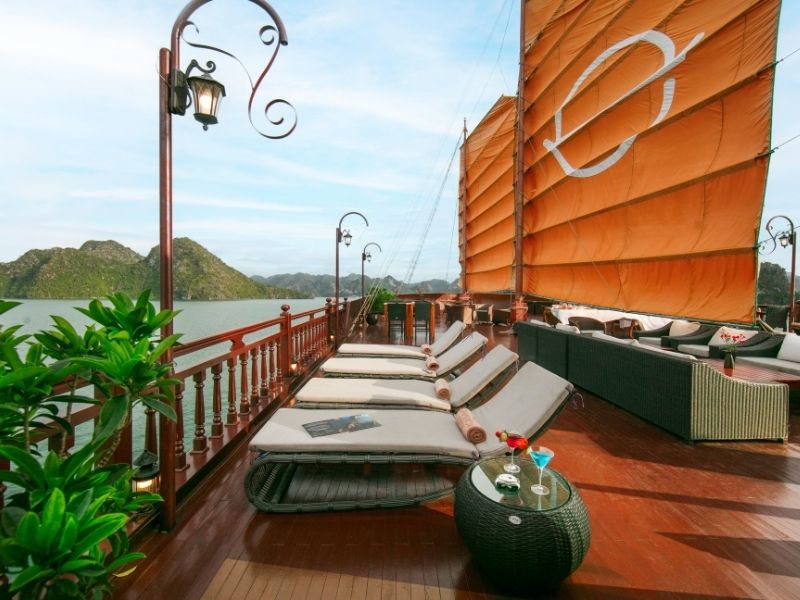Sundeck ngoài trời