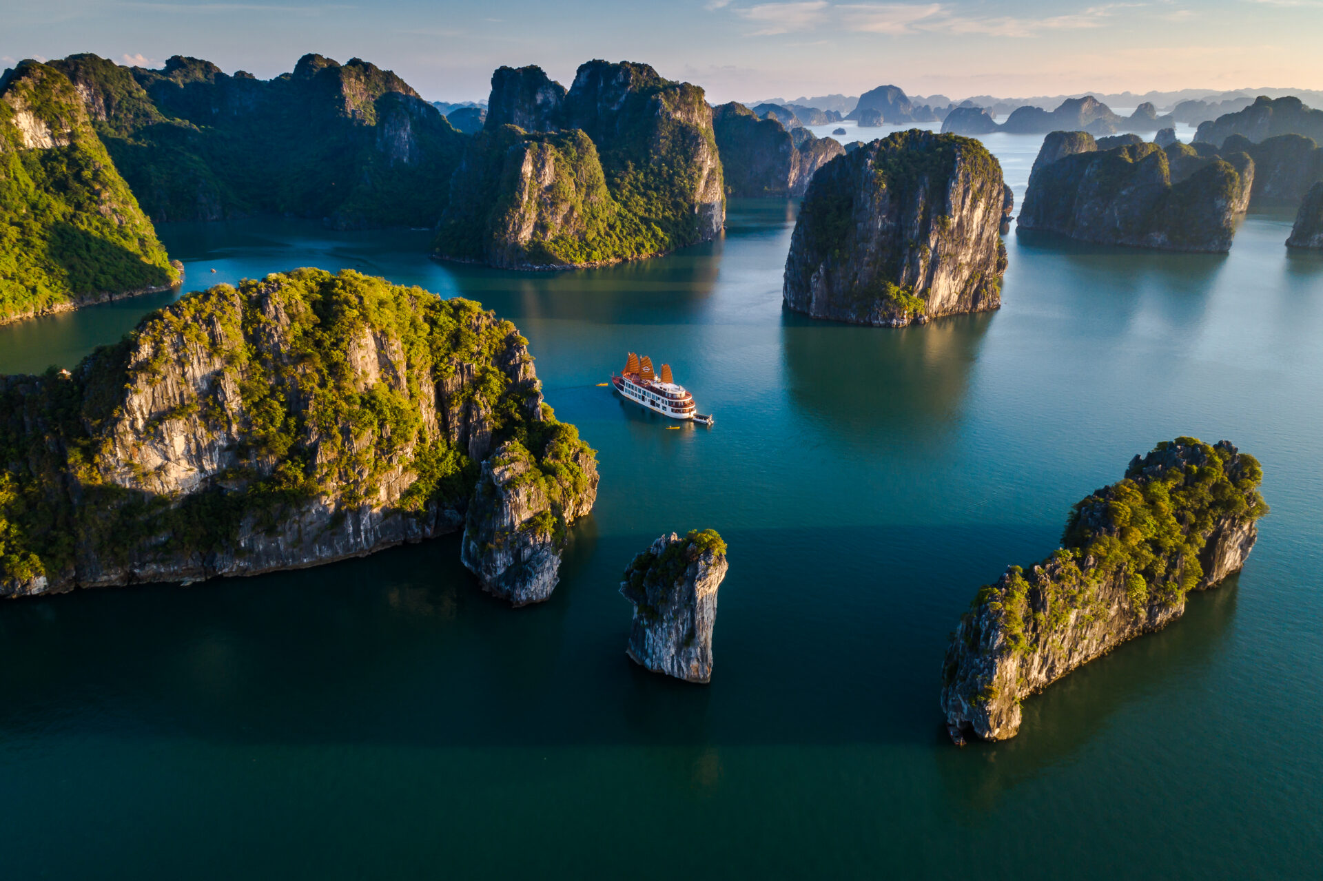 luxury-butler-service-cruise