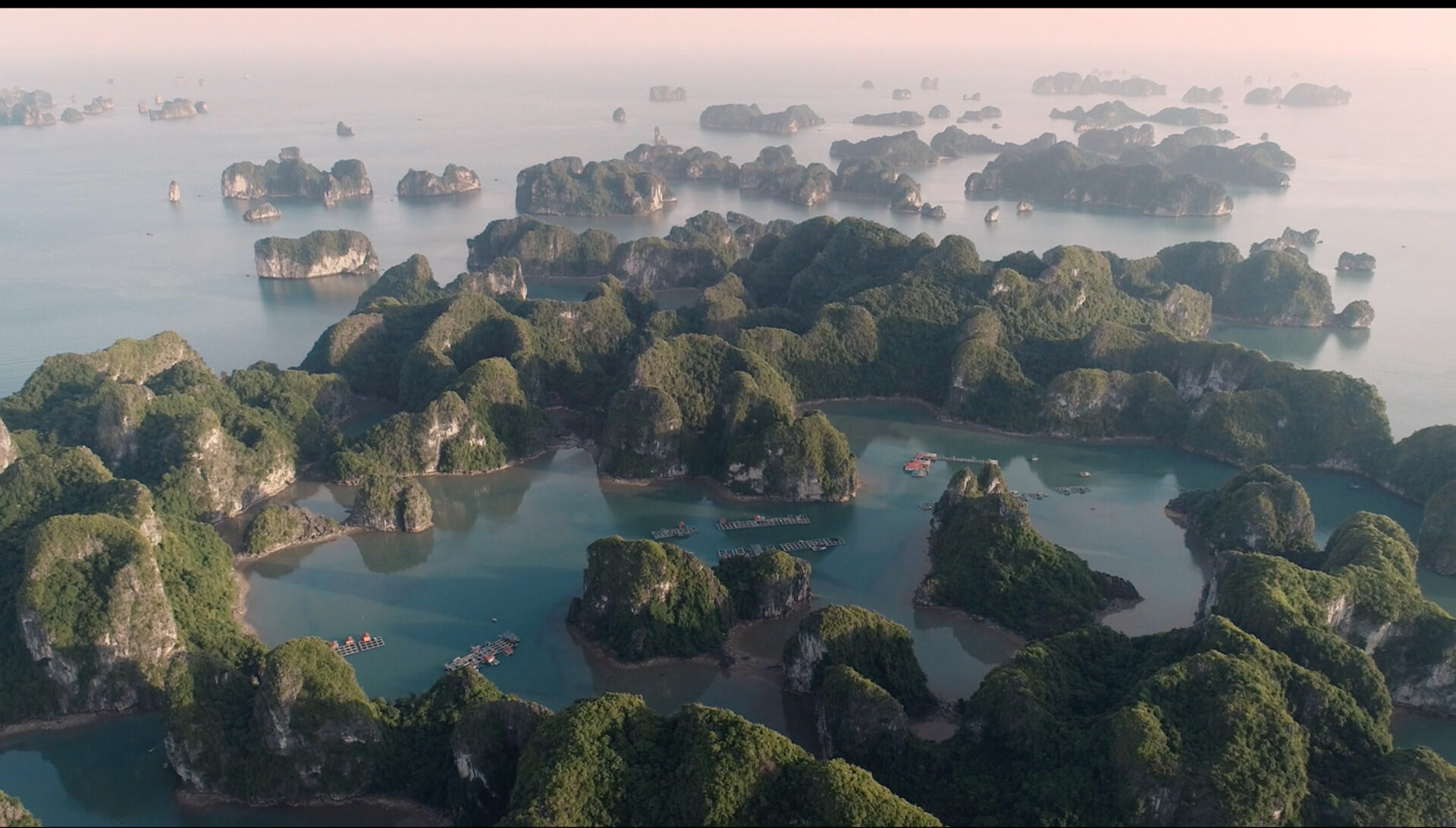lan-ha-bay-cruise-how-to-choose