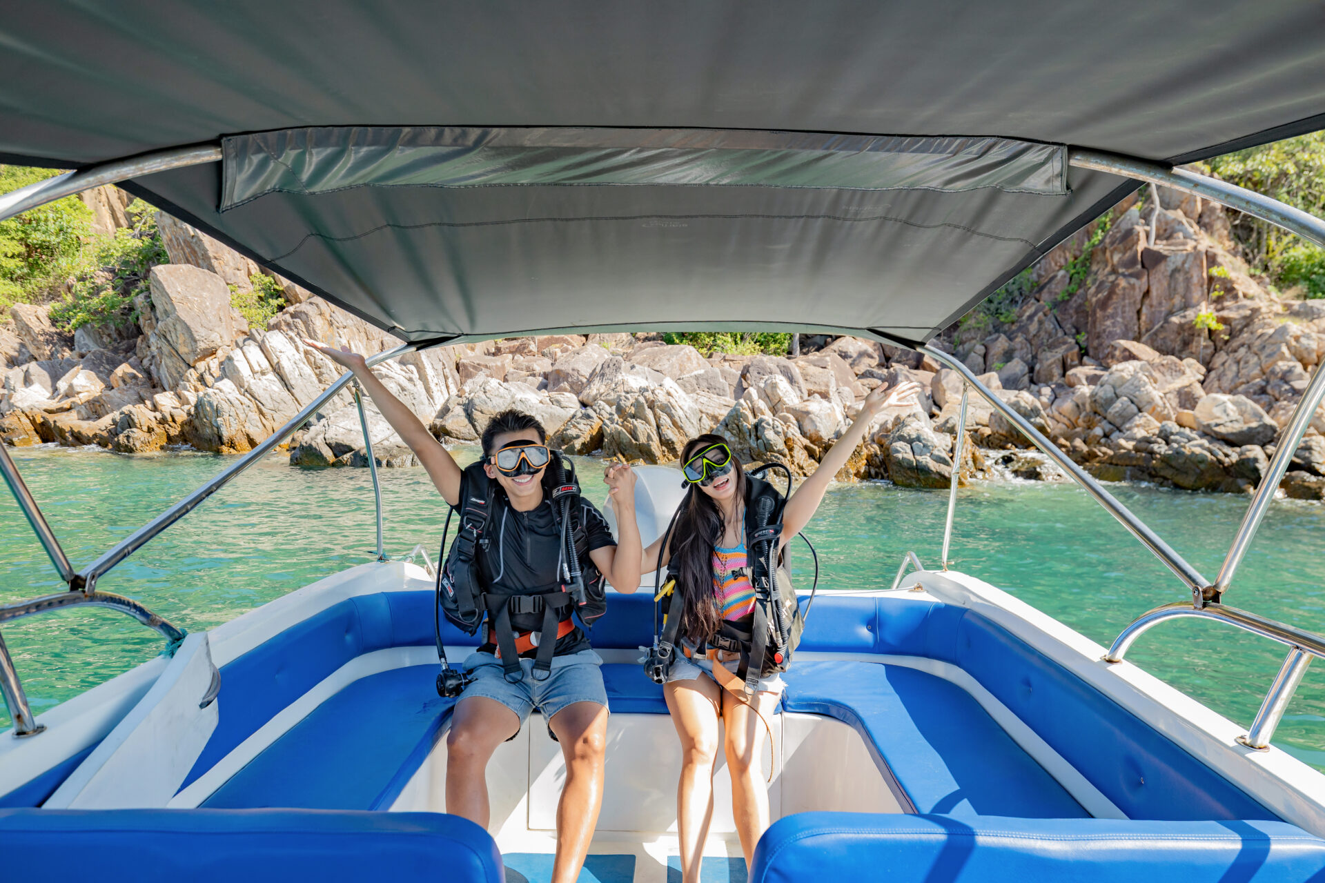 ăn tối trên du thuyền Nha Trang