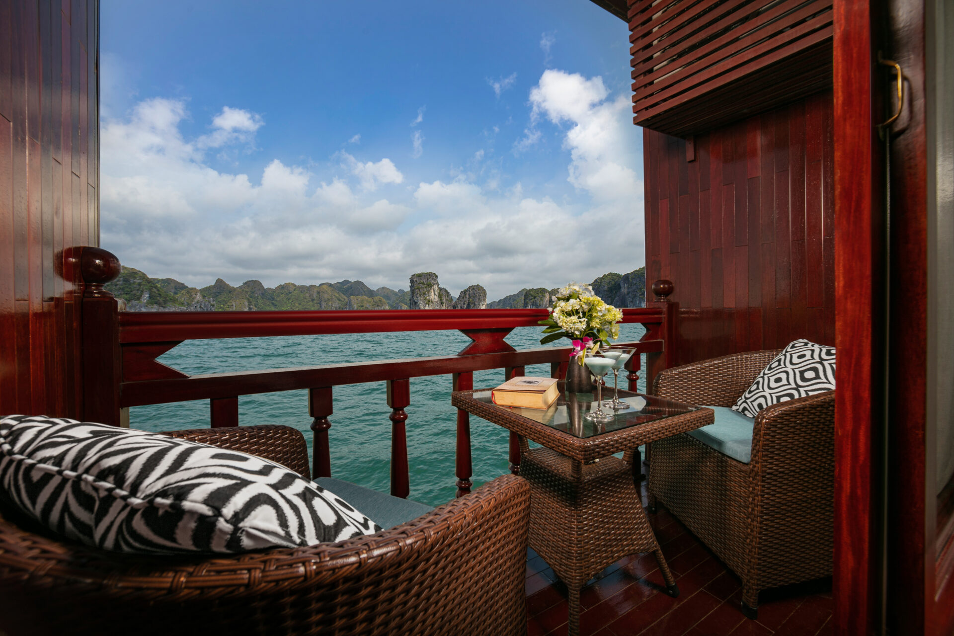 emperor cruises signature suite